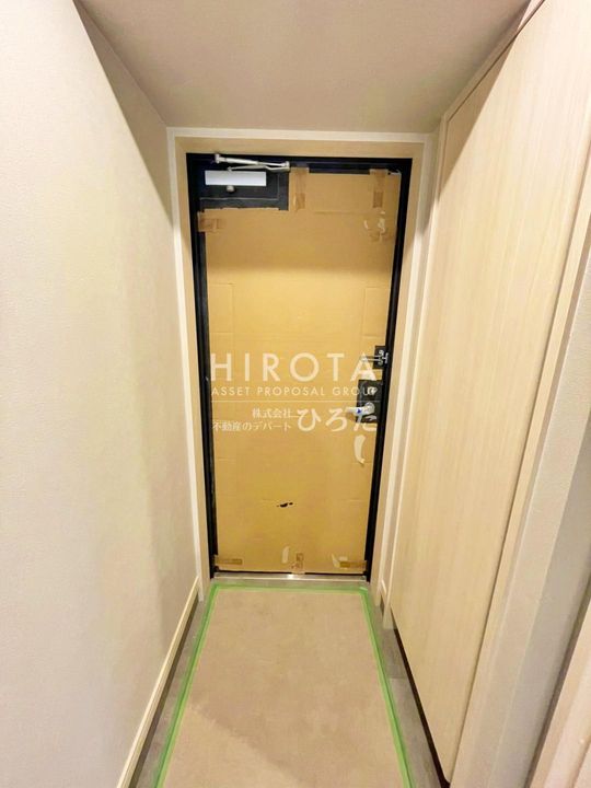 ウイングス西本町の玄関