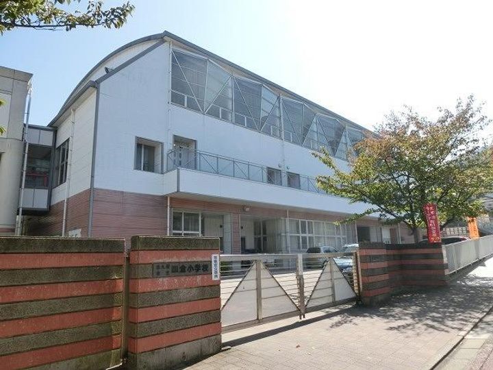 ウイングス西本町の周辺