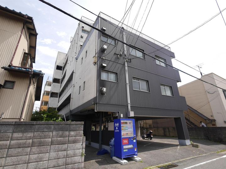 アリエス井堀の外観