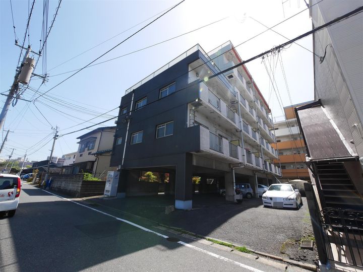 アリエス井堀の外観