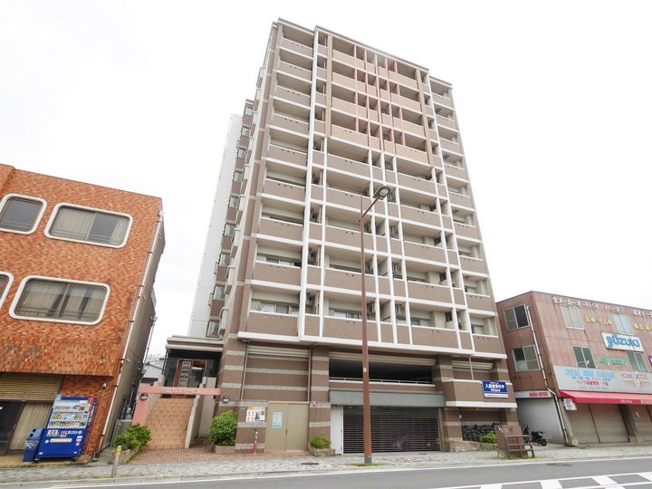 竪町センタービルの外観