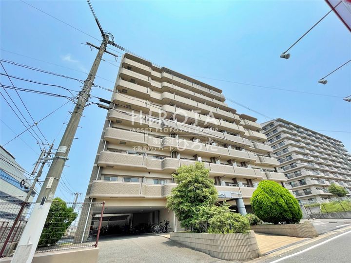 エクレール中井の外観