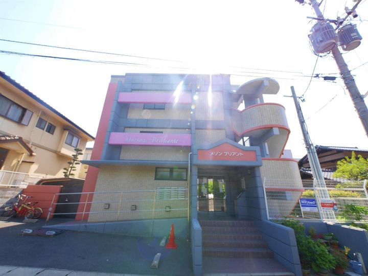 メゾンブリアントの外観