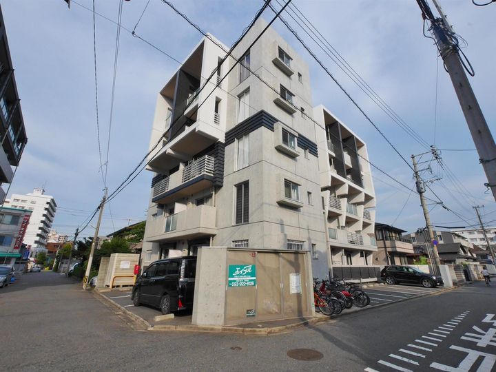 アクア清水の外観