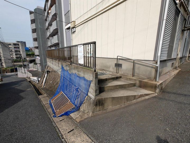 パナハイツ巴里の外観