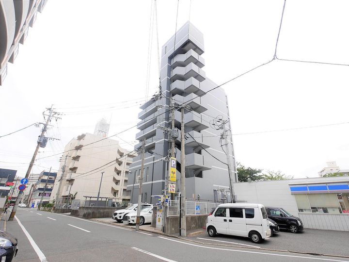 サルヴァトーレ西小倉の外観