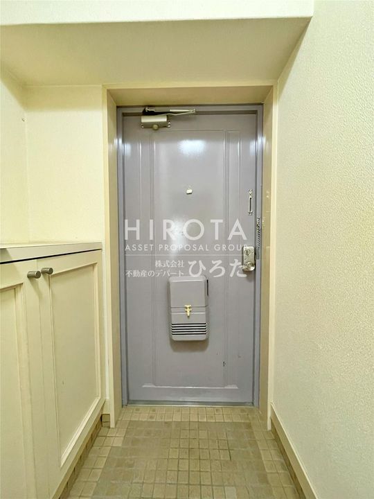 フローラルホクザイの玄関
