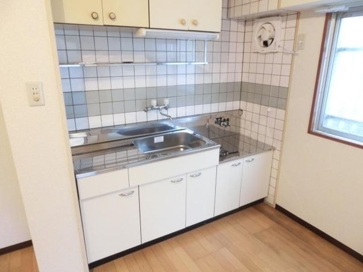 シャトレ中井のキッチン