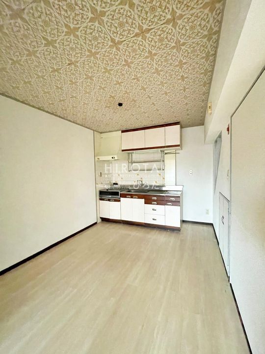 エメラルドマンション南小倉C棟の内装