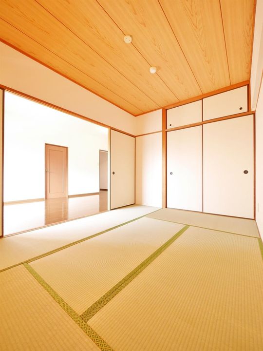 パストラールの内装