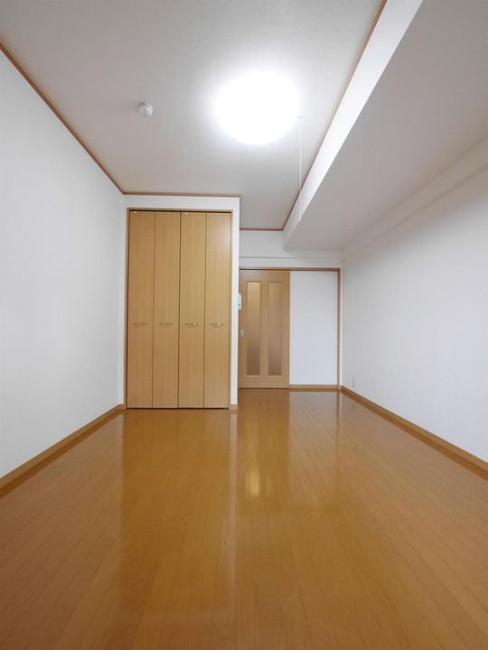 セトル.イン鳳の内装