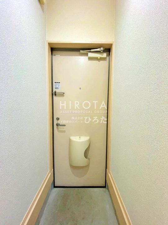 MOON朝日ヶ丘 A棟の玄関