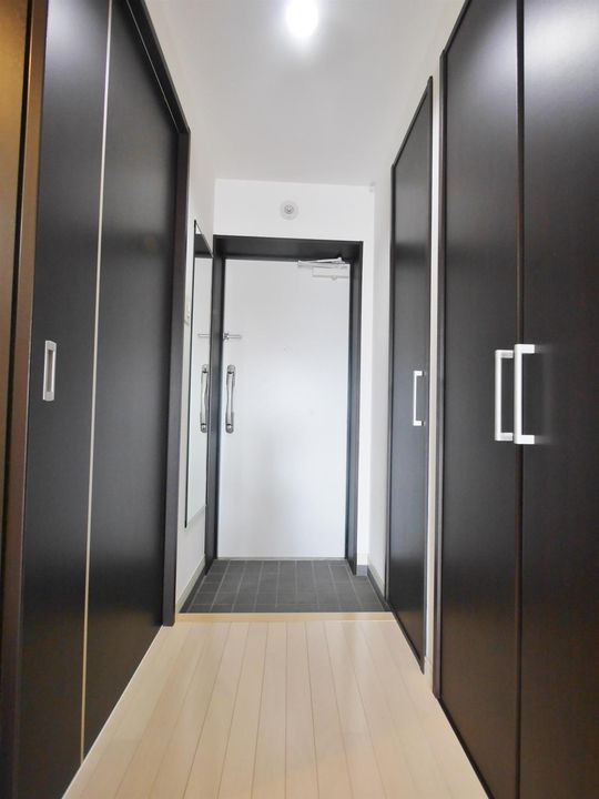 アクア清水の玄関