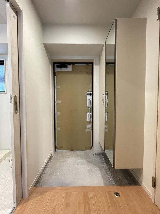 LEON篠崎橋の玄関