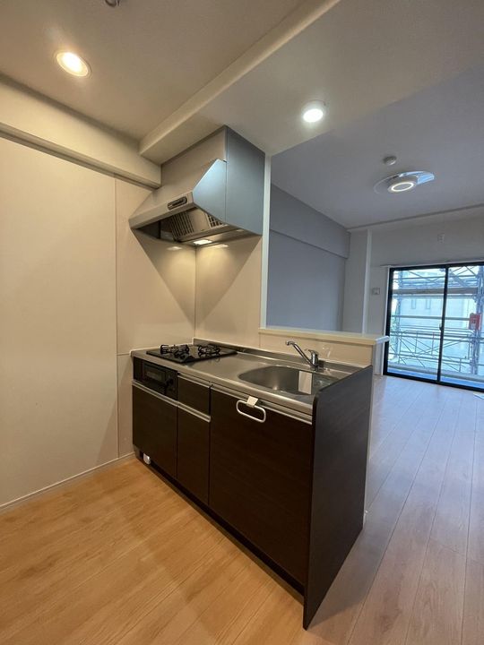 LEON篠崎橋のキッチン