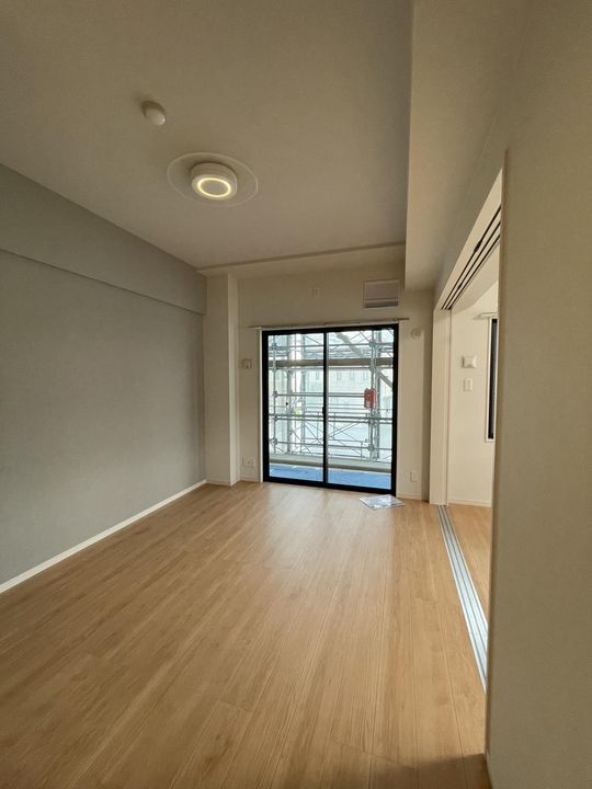 LEON篠崎橋の内装