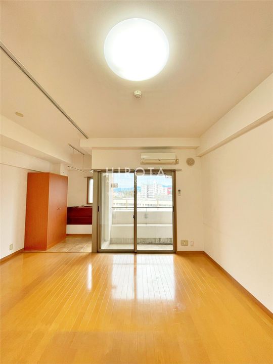 LUMINOUS AI清水の内装