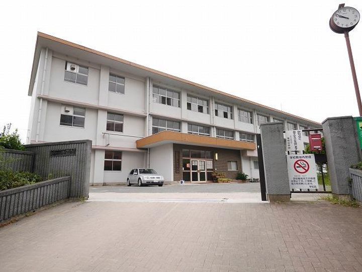 歯大前スカイマンションの周辺