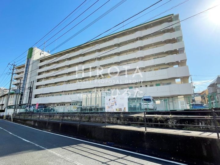 通谷グリーンハイツの外観