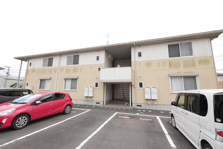 デューク沼口の外観