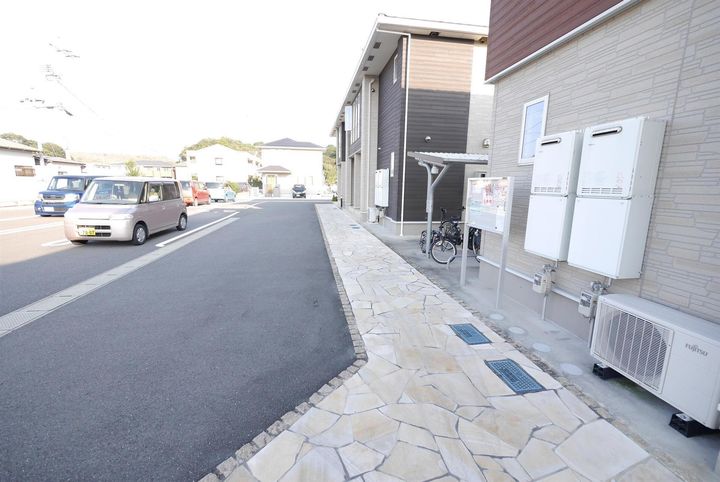 その他