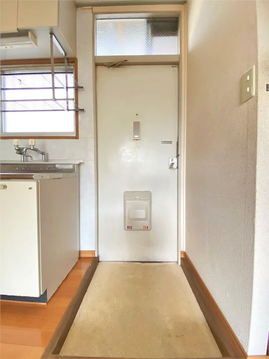 パナハイツフジモトの玄関