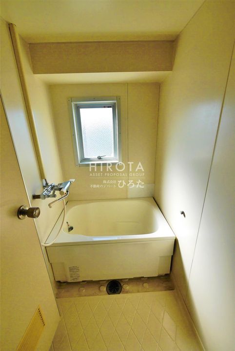 メモリープラザ中間Ⅱの風呂