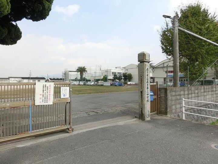 フレンドリーハウスの周辺