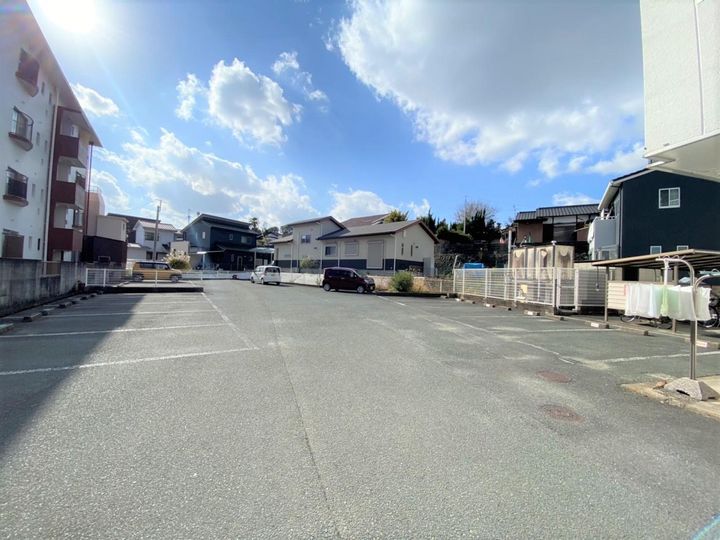 メゾンド三ヶ森の外観