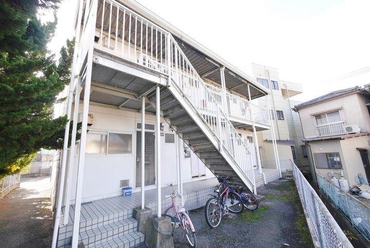 タワーズ黒崎の外観