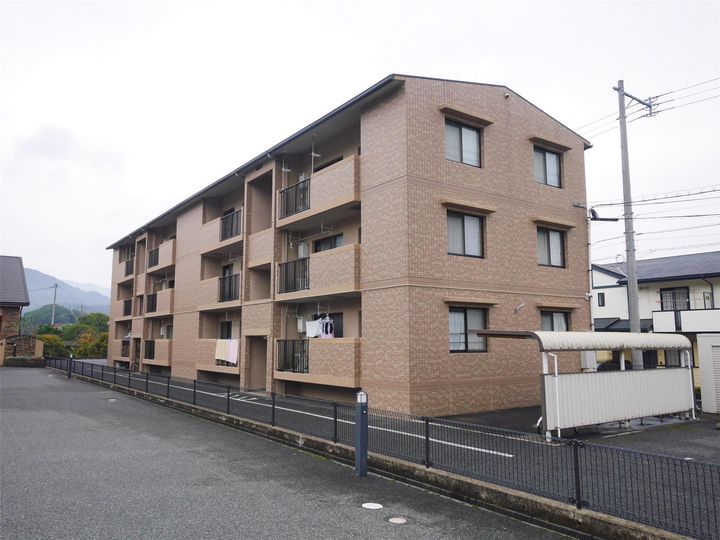 KAKU BLDの外観