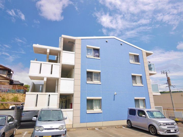 プレアール感田の外観