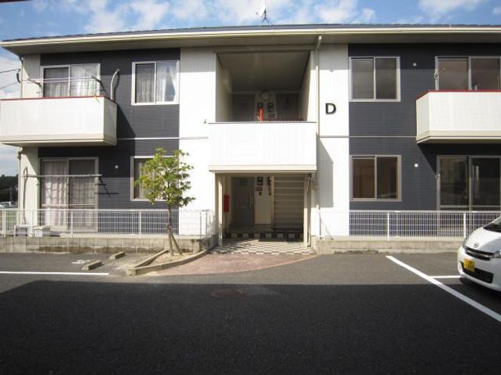 ハーティストN D棟の外観