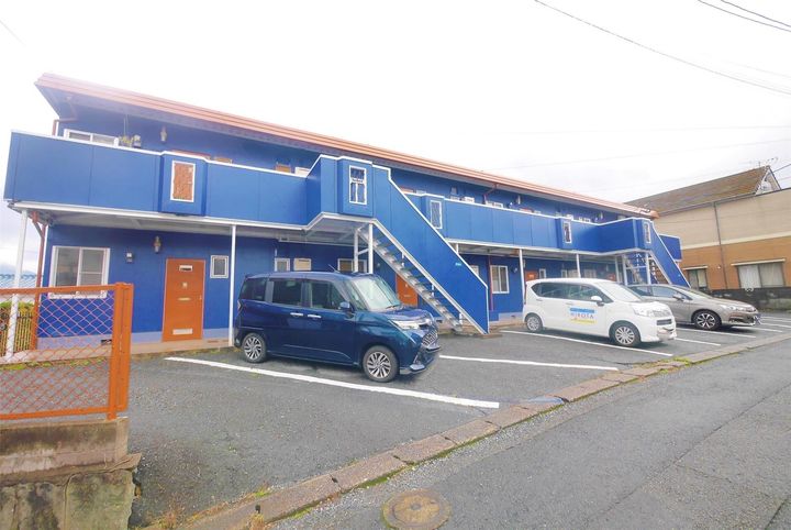 フォーヴル春日台の外観