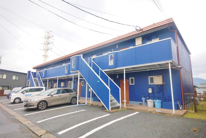 フォーヴル春日台の外観