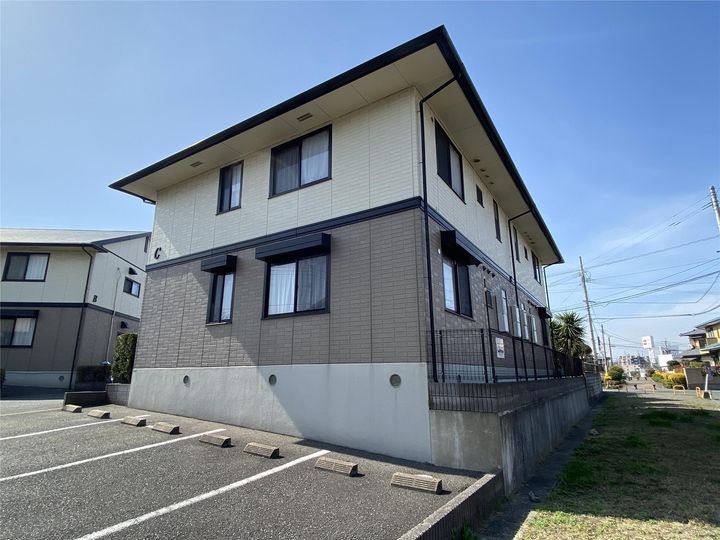 アルカンシェル C棟の外観