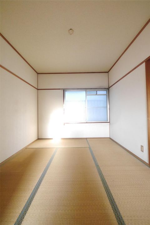 上の原ハイツの内装