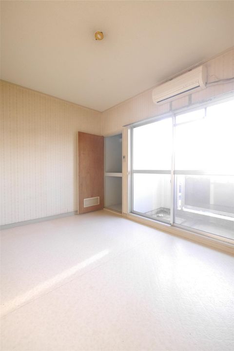 上の原ハイツの内装