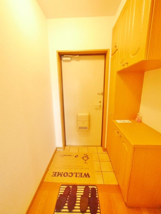 グランビュー華の玄関