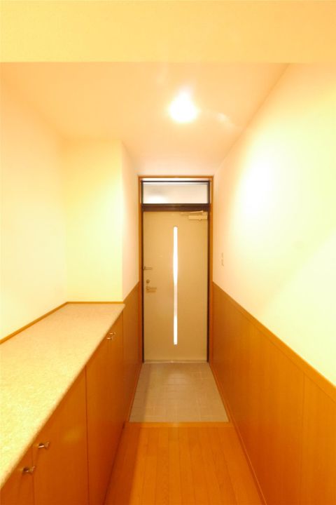 カレントⅡの玄関