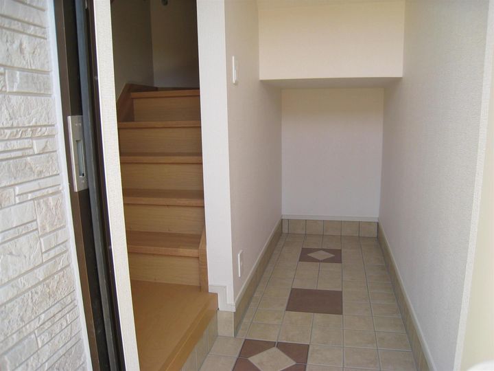 アルドール T・Sの玄関