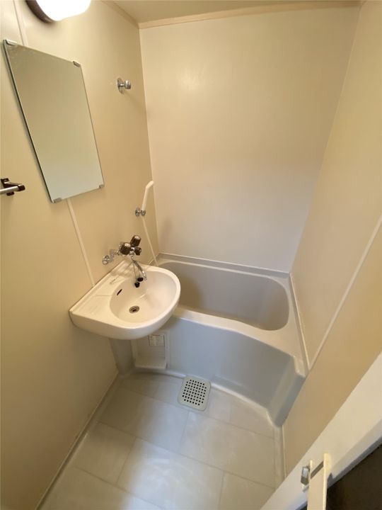 パレス南王子の風呂