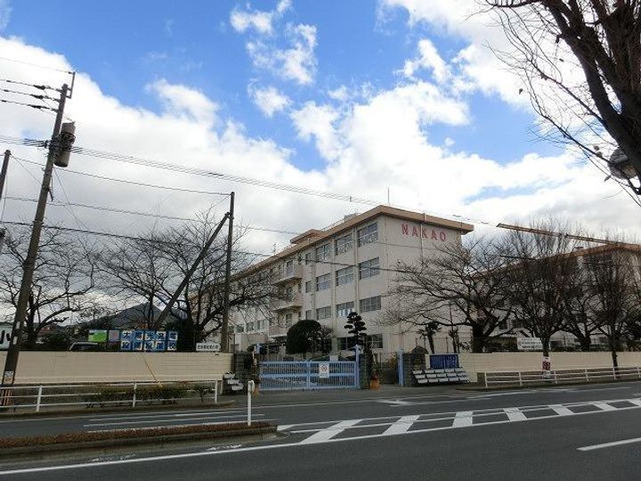 グランフォーレの周辺