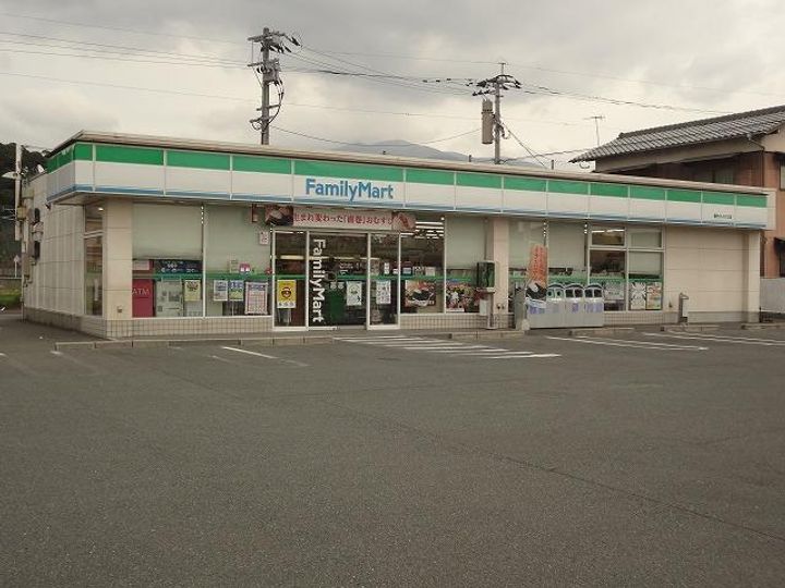 TOMハウスの周辺