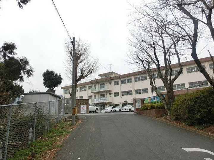 D-HOUSE A棟の周辺
