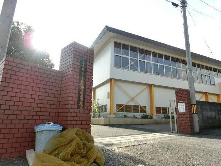 直方comodoの周辺