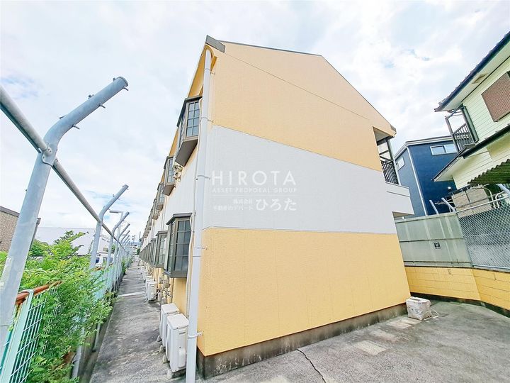 シティルーム折尾 A棟の外観