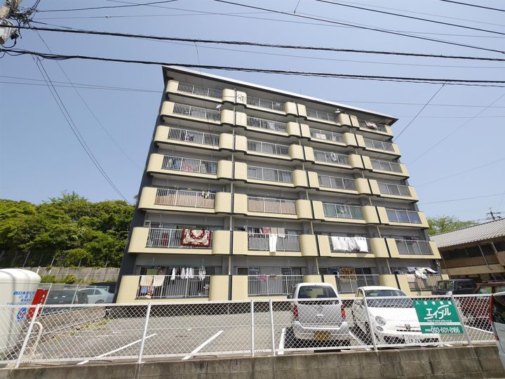 ベルガ本城の外観