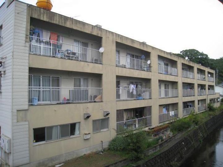 セントラルコーポ大西の外観