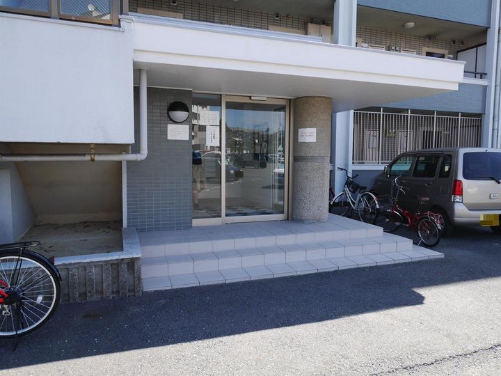 ロイヤルハイツ折尾2号館のその他画像
